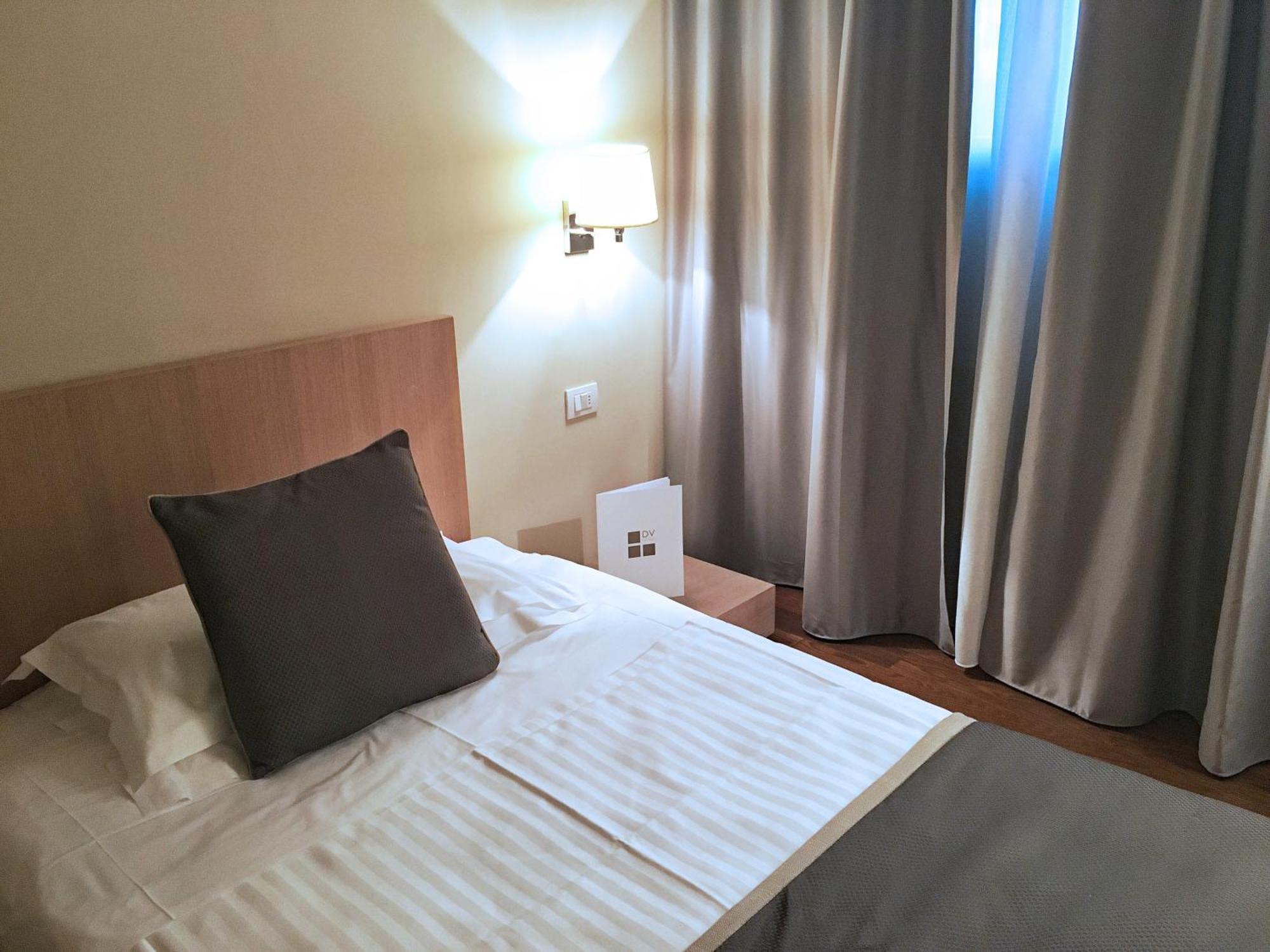 Hotel De La Ville Riccione Quarto foto